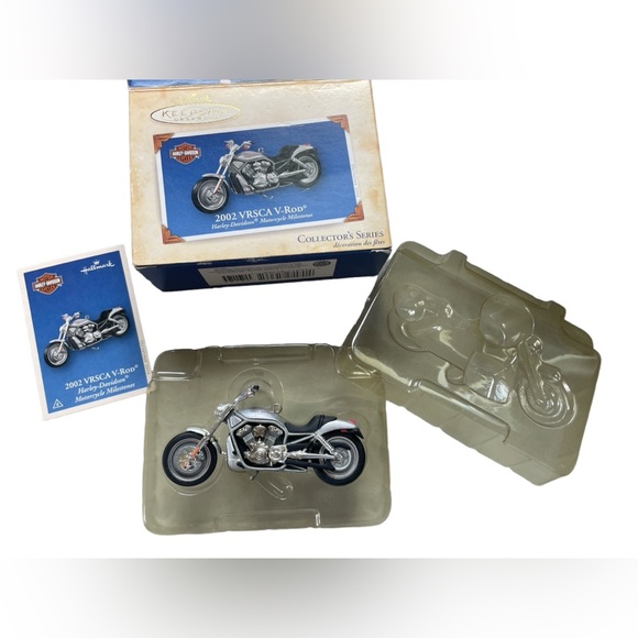 NIB Hallmark Keepsake Harley Davidson 2002 VRSCA V-Rod Motorcycle Ornament,2004 - Picture 1 of 5